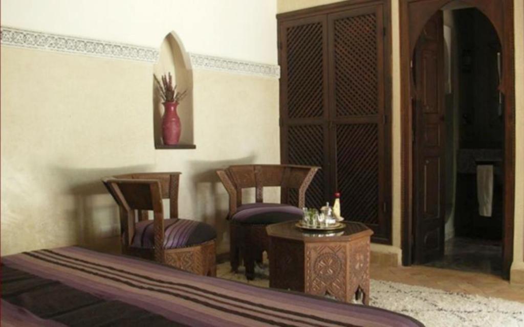 Riad El Noujoum Marraquexe Quarto foto